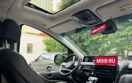 Hyundai Staria, 2022 год, 4 800 000 рублей, 10 фотография