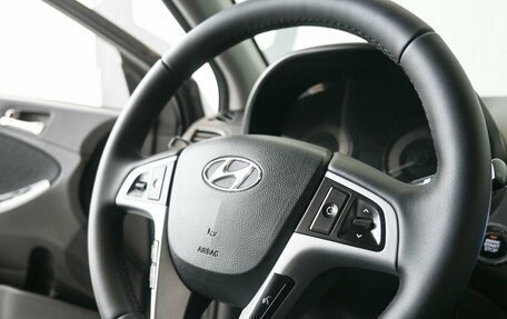 Hyundai Solaris II рестайлинг, 2011 год, 759 900 рублей, 13 фотография