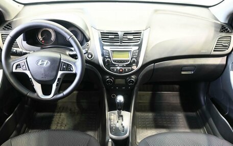 Hyundai Solaris II рестайлинг, 2011 год, 759 900 рублей, 10 фотография