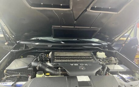 Toyota Land Cruiser 200, 2011 год, 2 750 000 рублей, 8 фотография