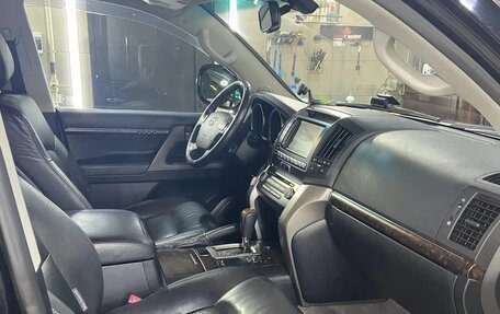Toyota Land Cruiser 200, 2011 год, 2 750 000 рублей, 14 фотография