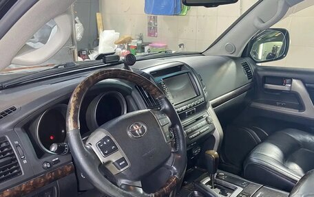 Toyota Land Cruiser 200, 2011 год, 2 750 000 рублей, 11 фотография