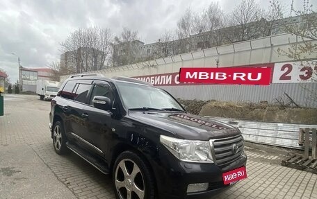 Toyota Land Cruiser 200, 2011 год, 2 750 000 рублей, 7 фотография