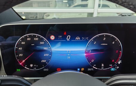 Mercedes-Benz V-Класс, 2025 год, 16 990 000 рублей, 38 фотография