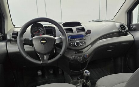 Chevrolet Spark III, 2011 год, 699 000 рублей, 12 фотография
