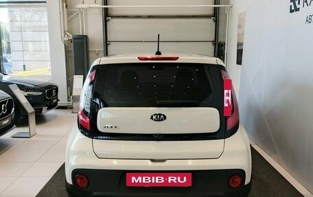 KIA Soul II рестайлинг, 2018 год, 1 525 000 рублей, 5 фотография