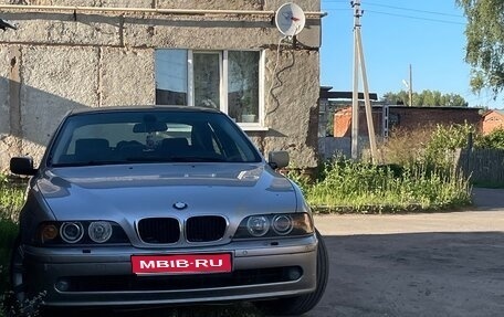 BMW 5 серия, 2001 год, 550 000 рублей, 1 фотография
