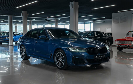 BMW 5 серия, 2021 год, 4 380 000 рублей, 2 фотография