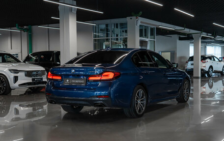 BMW 5 серия, 2021 год, 4 380 000 рублей, 4 фотография