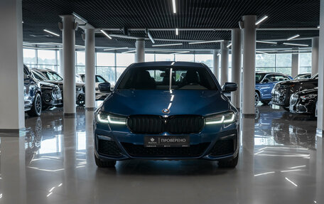 BMW 5 серия, 2021 год, 4 380 000 рублей, 3 фотография