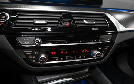 BMW 5 серия, 2021 год, 4 380 000 рублей, 21 фотография