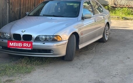 BMW 5 серия, 2001 год, 550 000 рублей, 2 фотография