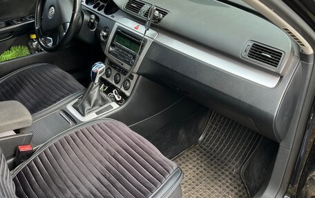 Volkswagen Passat B6, 2008 год, 650 000 рублей, 2 фотография