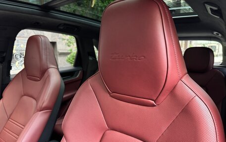 Porsche Cayenne III, 2024 год, 24 500 000 рублей, 13 фотография