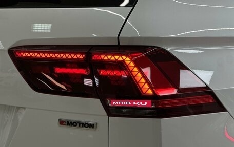 Volkswagen Tiguan II, 2018 год, 2 730 000 рублей, 11 фотография