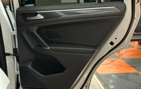 Volkswagen Tiguan II, 2018 год, 2 730 000 рублей, 22 фотография