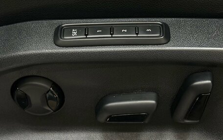 Volkswagen Tiguan II, 2018 год, 2 730 000 рублей, 29 фотография