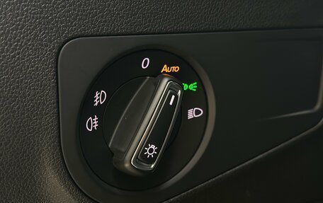 Volkswagen Tiguan II, 2018 год, 2 730 000 рублей, 30 фотография