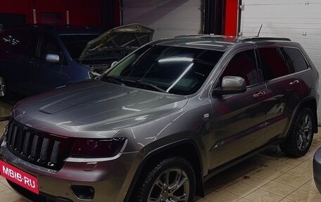 Jeep Grand Cherokee, 2012 год, 1 900 000 рублей, 2 фотография