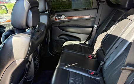 Jeep Grand Cherokee, 2012 год, 1 900 000 рублей, 19 фотография