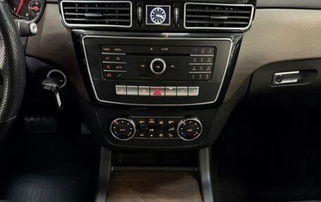 Mercedes-Benz GLS, 2017 год, 4 900 000 рублей, 5 фотография