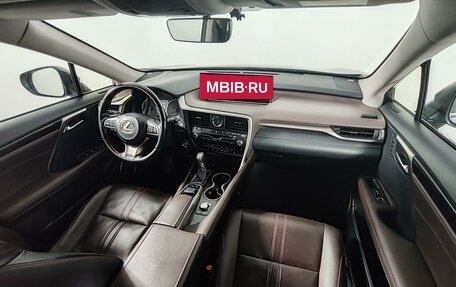 Lexus RX IV рестайлинг, 2016 год, 3 799 000 рублей, 11 фотография