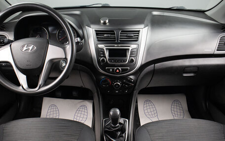 Hyundai Solaris II рестайлинг, 2014 год, 819 000 рублей, 8 фотография