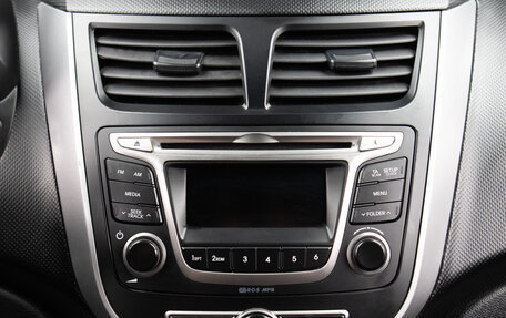 Hyundai Solaris II рестайлинг, 2014 год, 819 000 рублей, 12 фотография