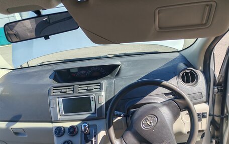 Toyota Passo Sette, 2009 год, 650 000 рублей, 6 фотография