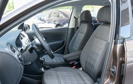Volkswagen Polo VI (EU Market), 2017 год, 1 290 000 рублей, 10 фотография