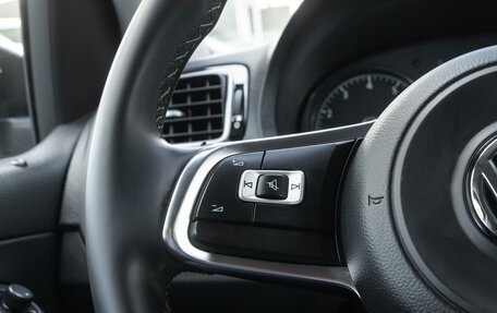 Volkswagen Polo VI (EU Market), 2017 год, 1 290 000 рублей, 17 фотография