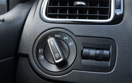 Volkswagen Polo VI (EU Market), 2017 год, 1 290 000 рублей, 18 фотография
