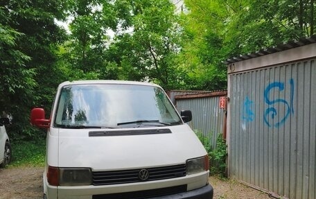 Volkswagen Transporter T4, 2000 год, 580 000 рублей, 1 фотография