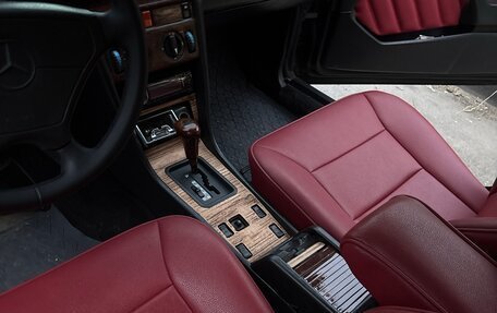 Mercedes-Benz W124, 1992 год, 850 000 рублей, 4 фотография