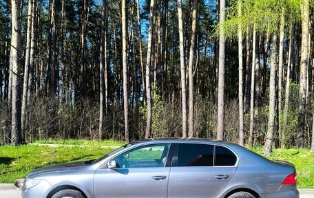 Skoda Superb III рестайлинг, 2012 год, 879 000 рублей, 3 фотография
