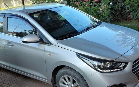 Hyundai Solaris II рестайлинг, 2017 год, 1 600 000 рублей, 3 фотография