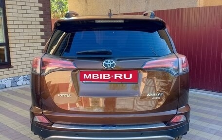 Toyota RAV4, 2017 год, 2 500 000 рублей, 3 фотография