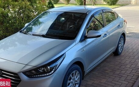 Hyundai Solaris II рестайлинг, 2017 год, 1 600 000 рублей, 11 фотография