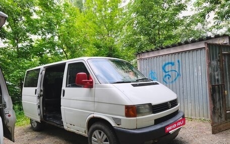 Volkswagen Transporter T4, 2000 год, 580 000 рублей, 2 фотография