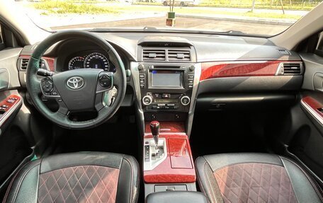 Toyota Camry, 2014 год, 1 550 000 рублей, 13 фотография