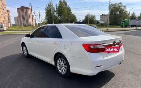 Toyota Camry, 2014 год, 1 550 000 рублей, 5 фотография