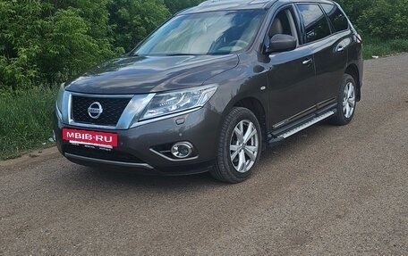 Nissan Pathfinder, 2014 год, 1 450 000 рублей, 3 фотография