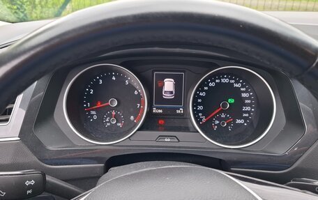 Volkswagen Tiguan II, 2020 год, 2 650 000 рублей, 9 фотография