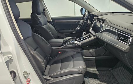Geely Atlas, 2023 год, 2 099 000 рублей, 16 фотография