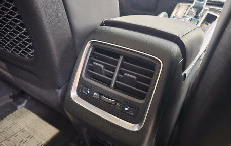 Geely Atlas, 2023 год, 2 099 000 рублей, 18 фотография