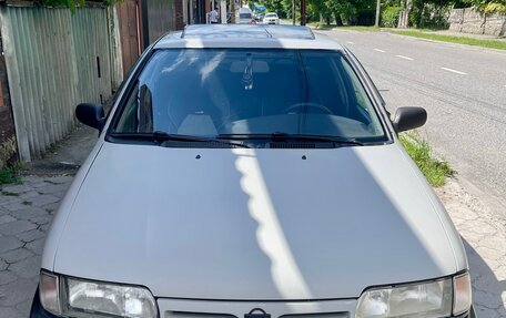 Nissan Primera II рестайлинг, 1992 год, 205 000 рублей, 2 фотография