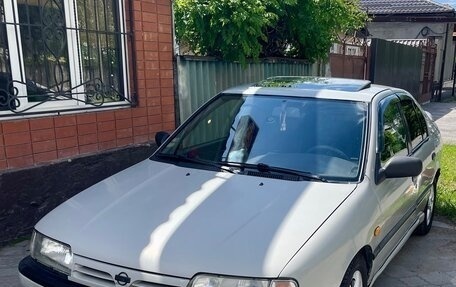 Nissan Primera II рестайлинг, 1992 год, 205 000 рублей, 3 фотография