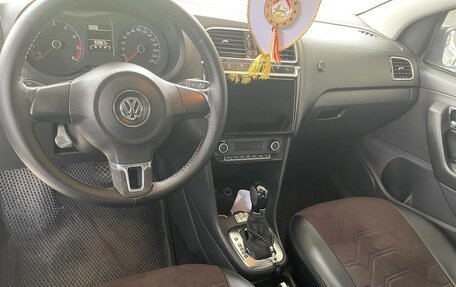 Volkswagen Polo VI (EU Market), 2014 год, 1 250 000 рублей, 2 фотография