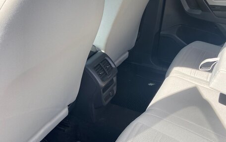 Volkswagen Tiguan II, 2021 год, 2 650 000 рублей, 9 фотография