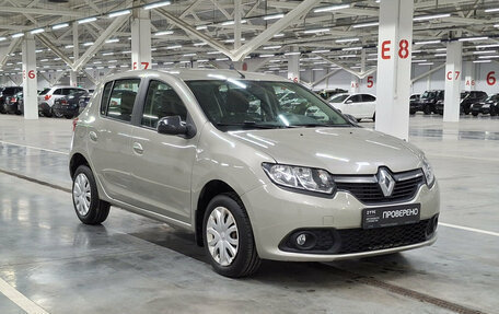 Renault Sandero II рестайлинг, 2016 год, 855 000 рублей, 7 фотография